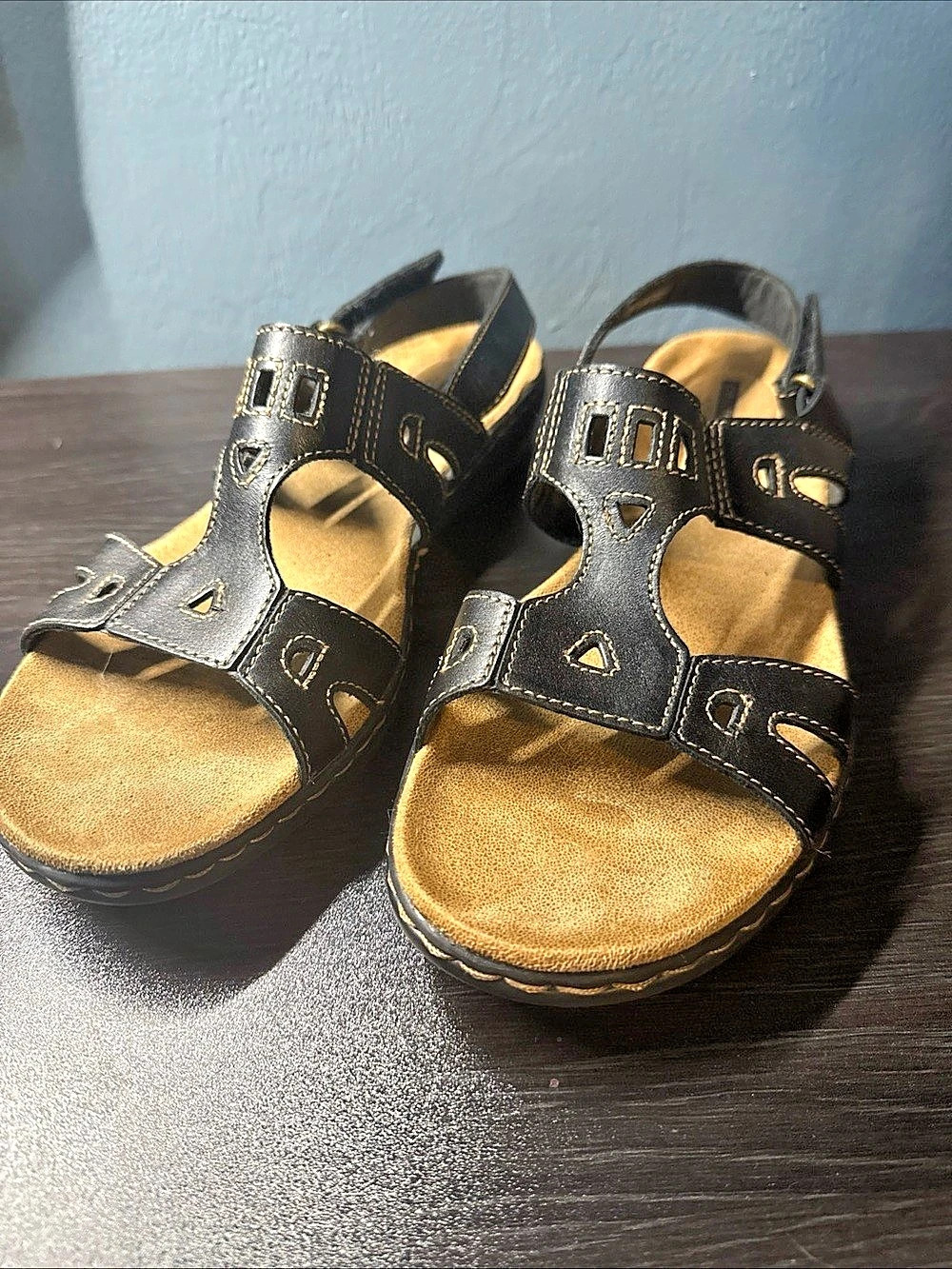 Clarks  Sandals in Black & Brown US 10
